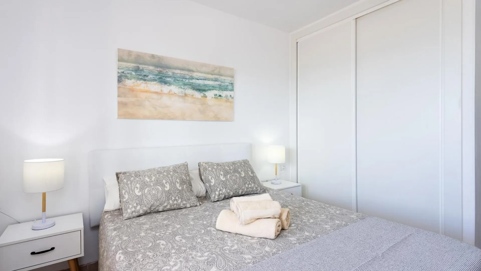 Frontline Playa Las Vistas With Pool, Parking, Sea Los Cristianos  Appartement Los Cristianos (Tenerife)